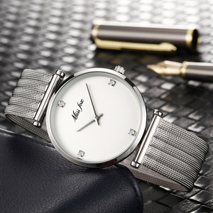 Reloj de cuarzo para mujer, ultrafino, moderno, sencillo, resistente al agua, informal, con correa de red - De moda - Product Image 3