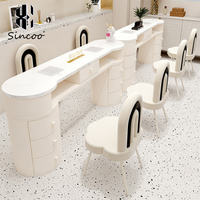 Nouvelle table de manucure double place de luxe moderne avec plateau en marbre blanc, compartiments de rangement et dépoussiéreur, table de spa pour ongles professionnelle