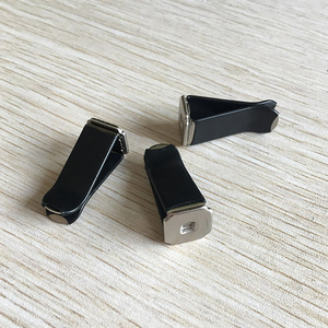 Échantillon Gratuit : Clip de Ventilation Métallique <span class=keywords><strong>pour</strong></span> Voiture, Support Rond <span class=keywords><strong>pour</strong></span> Baume Parfumé ou Parfum d'Ambiance <span class=keywords><strong>pour</strong></span> <span class=keywords><strong>Climatiseur</strong></span> - Product Image 2