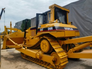 Nueva llegada: Excavadora de cadenas Caterpillar D9R usada de alta calidad con motor diésel, capacidad de bulldozing de 4m y bomba con rodamientos, a buen precio. - Product Image 4