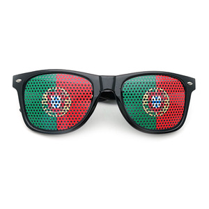 Lunettes de soleil carrées personnalisées avec drapeau belge, protection UV400, écologiques, design à petits trous, cadeau pour usage promotionnel, vente en gros - Product Image 4
