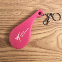 Porte-clés promotionnel personnalisé avec logo, cadeau d'arts martiaux, cible de frappe pour entraînement de Taekwondo