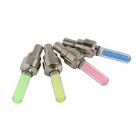 Nouvelles Lumières LED Universelles pour Valve de Pneu de Roue de Voiture, Anneaux Lumineux pour Voitures, Vélos, Motos, Alimentées par Piles