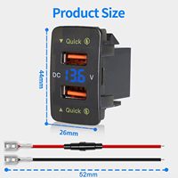 Adaptador de carga rápida QC3.0 para coche - 2 puertos USB y medidor de voltaje para coches Honda (negro)