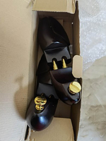 Meilleures ventes, Vente directe usine : Étire-chaussures réglable en bois massif, économique, avec logo personnalisé