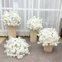 Boules de fleurs artificielles modernes de haute qualité en brun pour la décoration d'événements de mariage