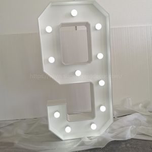 Letras de Madera Blancas Personalizadas para Marquesina, Letrero con Número LED de 4 pies con Garantía de 3 Años para Decoración de Bodas y Fiestas - Product Image 3