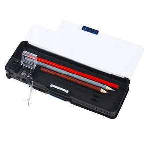 Yerleşik kalemtıraş ve sevimli karikatür tasarımı ile çok fonksiyonlu PVC kalem kutusu, okul malzemeleri için Ideal - Product Image 3