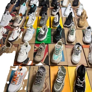 Nouvelle Vente de Chaussures à Semelle en Caoutchouc pour Homme Vente en Gros Mélange en Vrac Tendance pour Hommes Inventaire Pas Cher Chaussures de Designer Chaussures de Course - Product Image 1