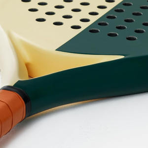 Raqueta de Bádminton de Carbono de Alta Calidad para Entrenamiento, Diseño Único 2026, Raquetas de Bádminton Personalizadas de Alta Calidad en Venta - Product Image 3