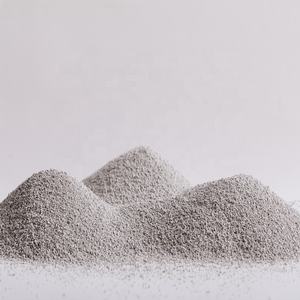 Lovepet Factory Direct OEM Cat Safe Sin olor Sin polvo Arena para gatos de bentonita de sodio absorbente de agua - Product Image 1