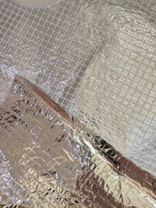 Membrana de Control de Vapor y Reflectante del Calor de 110 g/m² Hecha de Lámina de Aluminio, Malla de PE y Película de PE - Product Image 5