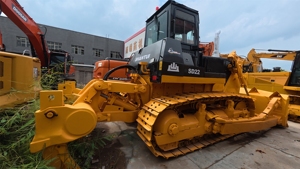 รถดันดินมือสอง Shandong SD22 สภาพ 90% ประหยัดน้ำมันและทรงพลัง เหมาะสำหรับงานก่อสร้างถนนและงานเหมือง - Product Image 3