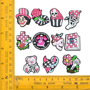 Charmes <span class=keywords><strong>de</strong></span> chaussures d'Halloween en gros, promotion, cadeau, souvenir, décoration <span class=keywords><strong>de</strong></span> chaussures <span class=keywords><strong>de</strong></span> clown rose, charme <span class=keywords><strong>de</strong></span> chaussures <span class=keywords><strong>de</strong></span> squelette d'Halloween, charme <span class=keywords><strong>de</strong></span> chaussures <span class=keywords><strong>de</strong></span> sabot rose - Product Image 6