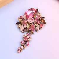 Broche de qualité supérieure à motifs floraux, Matrice de pierres précieuses Fibonacci et Noyau de pierres précieuses roses avec Dopamine Drip Luxury Pines