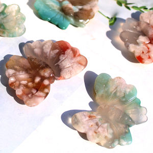 Ukiran Tangan Batu Akik Bunga Hijau Alami Batu Penyembuhan Kupu-kupu Ukiran untuk Ornamen - Product Image 1