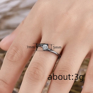 Anello da Donna con Design Semplice a Braccio Oscillante - Product Image 6