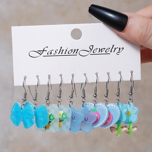 Pendientes de Gancho con Forma de <span class=keywords><strong>Estrella</strong></span>, Flor y Corazón de Resina Dulce para Mujer, Pendientes Colgantes con Frutas Coloridas, Cereza y Fresa, Regalos de Joyería - Product Image 4
