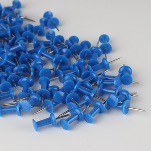Punaises à tête bleue en forme de T, longueur totale 22 mm, en plastique, pour tableau en liège et fixation de photos - Product Image 3