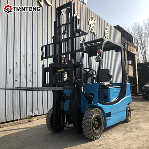 ホットセール 4トン リチウム電池式電動フォークリフト カウンターバランススタッカー 港湾コンテナ重量物運搬用 - Product Image 1