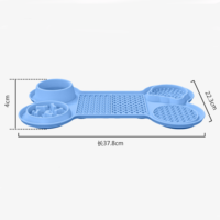 Tapis à lécher multifonctionnel en silicone pour animaux de compagnie avec ventouses pour une alimentation lente, tapis à lécher portable et pliable en silicone pour animaux de compagnie
