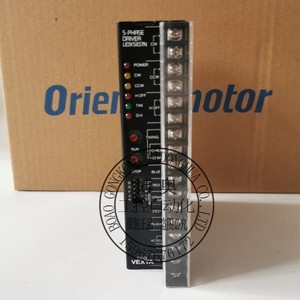 Controlador de 5 Fases VEXTA UDX5107N para Motores Paso a Paso, Controladores de Motor AC 220V - Product Image 2