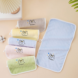 ผ้าขนหนูลิตเติ้ล สวอน คอรัล ฟลีซ 50x25 ซม. ผ้าเช็ดมือเด็ก ลายการ์ตูนปัก ผ้าขนหนูรูปสี่เหลี่ยมผืนผ้า ป้องกันการแพ้ - Product Image 4