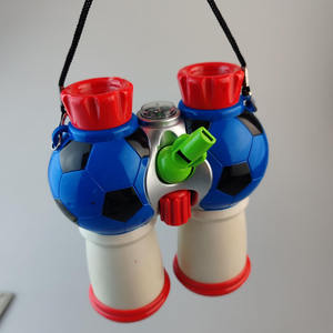 แว่นตาฟุตบอลสองในหนึ่งพร้อมนกหวีด สำหรับเชียร์กีฬา ดูการแข่งขัน กล้องโทรทรรศน์ทรงกลม ของขวัญส่งเสริมการขาย ของเล่น ปรับแต่งโลโก้ได้ - Product Image 4