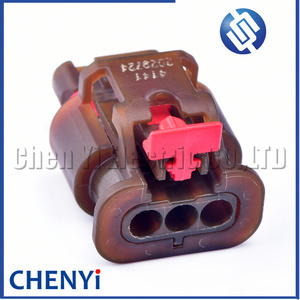 قابس مستشعر رادار عكسي لسيارة شيفروليه 3 دبوس - Product Image 2