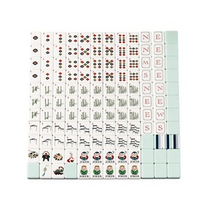 Ensemble de Mahjong de luxe personnalisé de style céladon bleu clair, cadeau haut de gamme pour les soirées de jeu en famille - Product Image 2