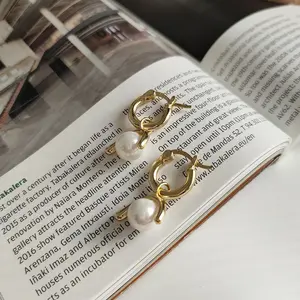 Vianrla 18k Gold Pated Perle Ohrring Auf Lager Geometrische Entwickelt 925 Silber Ohrringe