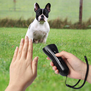 Répulsif ultrasonique tenu dans la main de <span class=keywords><strong>chien</strong></span> répulsif sonique Offre Spéciale 2 niveaux anti morsure d'aboiement empêchent - Product Image 2