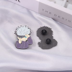 En gros : Épingles en émail Gojo Satoru Yuji, Broches et Badges <span class=keywords><strong>Manga</strong></span>, Figurines de personnages d'anime avec masque pour les yeux, Accessoires de cosplay Jujutsu, Bijoux - Product Image 2