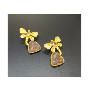 หรูหราชุบทองแฮนด์เมดผู้หญิงคลาสสิกต่างหูสำหรับงานแต่งงานและกิจกรรมในราคาขายส่งจากผู้จัดจำหน่ายที่ดีที่สุดของอินเดีย - Product Image 1