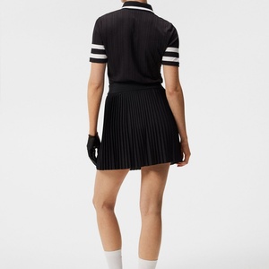 Ensemble short et haut imprimé pour femme, style preppy, respirant, col en V, taille haute, ceinture élastique, logo personnalisé, plissé, vêtements de golf - Product Image 4