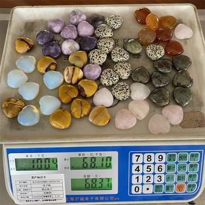 Prix de gros - Pierres naturelles de guérison spirituelle Feng Shui - Cœur en cristal de quartz - Pour cadeau - Product Image 6