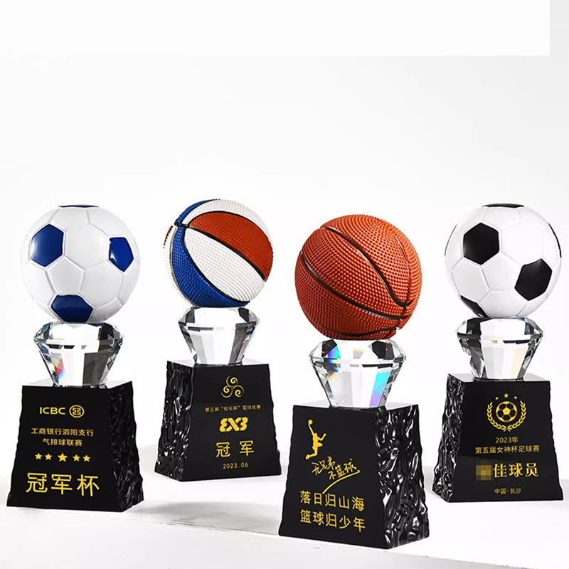 Collier Médaillon « MVP » En Plastique Doré – Pour Récompense Sportive – Basketball, Football – Longueur ~52 Cm