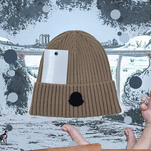 Unisex trendy wintermuts in Koreaanse stijl, 100% wollen gebreide muts met verticale strepen, casual warme hoofdbedekking voor koude dagen - Product Image 2