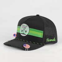 Gorra de Béisbol de 5 Paneles de Alta Calidad Personalizada con Cuerda y Logo de Goma PVC, Sombrero Impermeable Perforado con Agujeros Cortados a Láser, Gorra de Golf de Alto Rendimiento Estilo Dad Hat