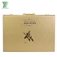 Yifeng fabrication de luxe en or personnalisé boîte-cadeau de valise en cuir pu boîte en bois pu avec logo d'estampage en or et surface de texture