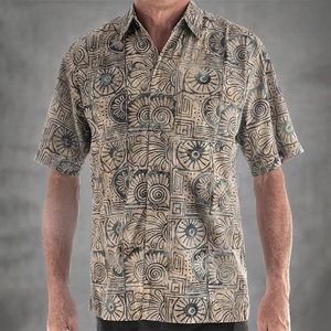 เสื้อเชิ้ตฮาวายลายบาติกสำหรับฤดูร้อน คอตั้ง แขนสั้น ผ้าฝ้ายออร์แกนิคถัก ระบายอากาศได้ดี รับทำโลโก้ตามสั่ง ODM - Product Image 2