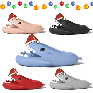2024 regalos <span class=keywords><strong>de</strong></span> Navidad nublado <span class=keywords><strong>tiburón</strong></span> diapositivas zapatos suaves antideslizantes nube zapatillas <span class=keywords><strong>tiburón</strong></span> sandalias <span class=keywords><strong>chanclas</strong></span> mujeres hombres - Product Image 1