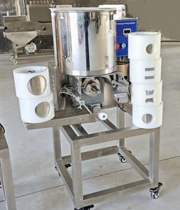 Machine à presser les galettes de bœuf pour hamburgers de grande capacité, machine à fabriquer des galettes de viande pour hamburgers - Product Image 4