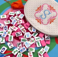 Mahjong américain de luxe, 160 tuiles gravées sur mesure, tuiles en acrylique rose, couleur personnalisable pour les amateurs de Mahjong américain