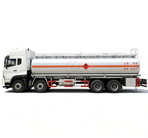 Camion-citerne universel à vendre 25000L-40000L Sinotruk pour le transport de gazole, d'essence et de kérosène - Product Image 1