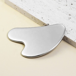 Jingwang OEM Herzförmiges Metall-<span class=keywords><strong>Gua</strong></span>-<span class=keywords><strong>Sha</strong></span>-Gesichtsmassagegerät aus Edelstahl mit manueller Kabelsteuerung - Product Image 2