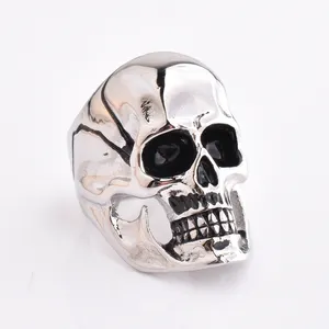 Fabrika sıcak satış moda Punk tarzı parmak yüzük paslanmaz çelik Hiphop büyük Biker kafatası kemikleri yüzük