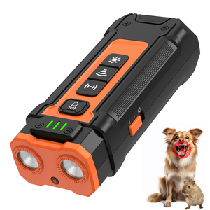 2026 New arrivals siêu âm Dog Bark răn đe thiết bị ngoài trời cầm tay xử lý 23ft đi lạc Dog Repeller với Led đèn pin - Product Image 1