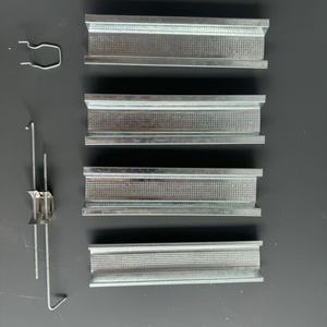 Profilés en acier galvanisé <span class=keywords><strong>pour</strong></span> cloisons sèches, profilés en acier léger, profilés TD CD UD, profilés métalliques <span class=keywords><strong>pour</strong></span> ossature, profilés d'angle <span class=keywords><strong>pour</strong></span> murs, matériaux de construction - Product Image 1