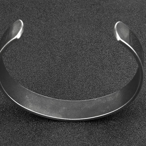 Bracelet nordique vintage en acier inoxydable pour hommes, design arbre de vie, finition vieillie, bijoux cadeau - Product Image 3